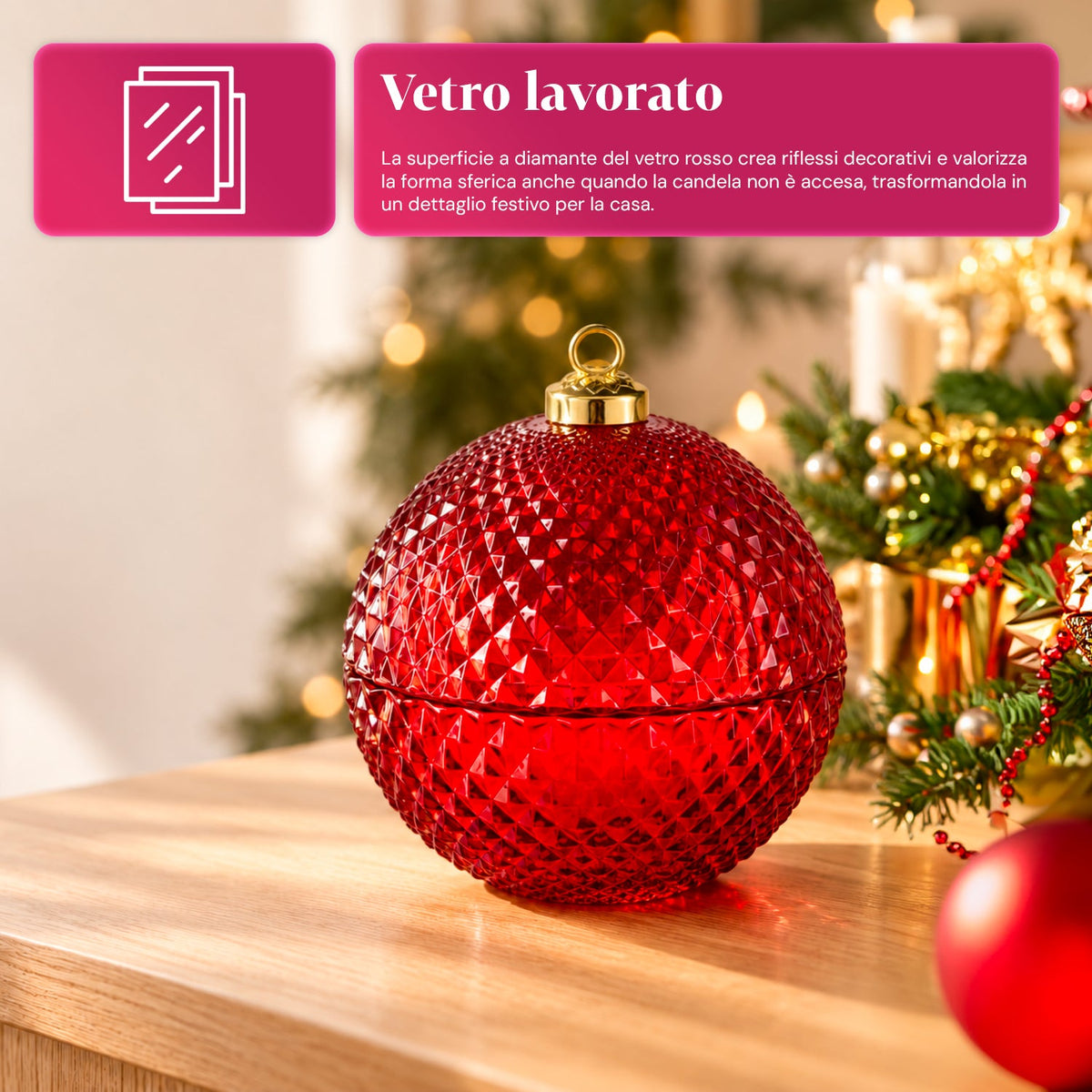 Candela Profumata in Vetro Decorato a Forma di Sfera o Albero – Fragranze Pino, Cannella e Vaniglia – Contenitore Riutilizzabile