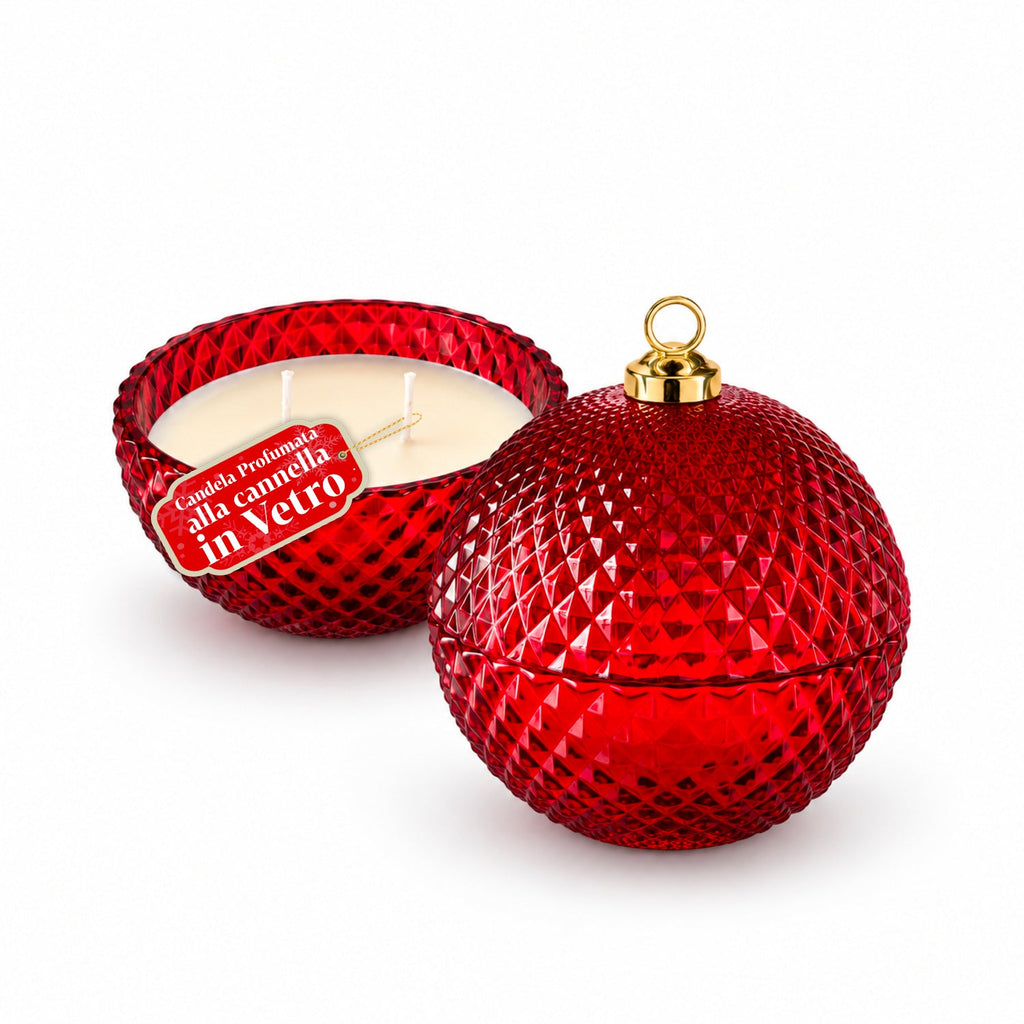 Candela Profumata in Vetro Decorato a Forma di Sfera o Albero – Fragranze Pino, Cannella e Vaniglia – Contenitore Riutilizzabile